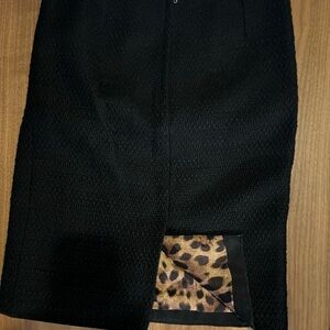 DOLCE & GABBANNA black tweed skirt with leopard lining on inside 🐆🐆🎩🐆🐆🎩🎩🎩
